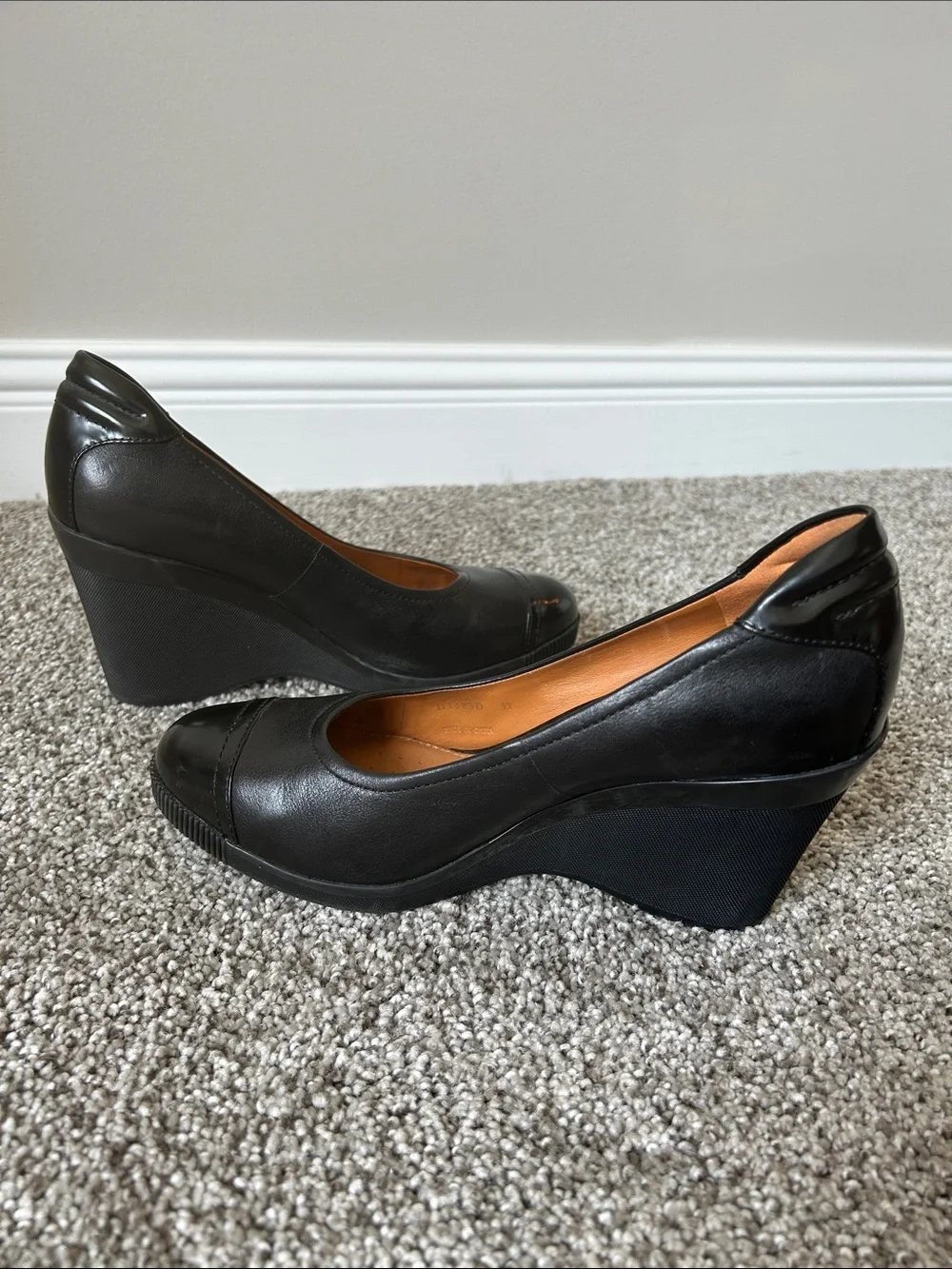 Geox Respira Black Leather Wedge Pumps with Cap Toe